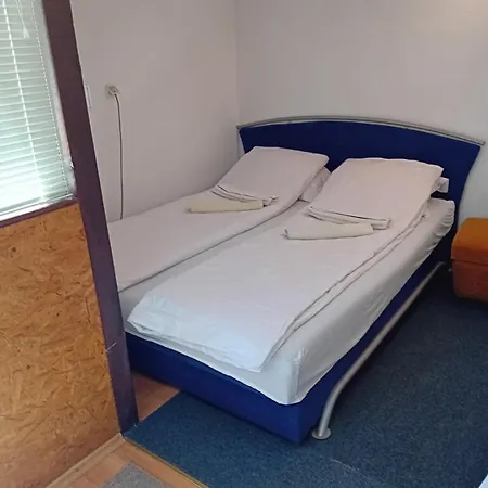 Ravne Apartman